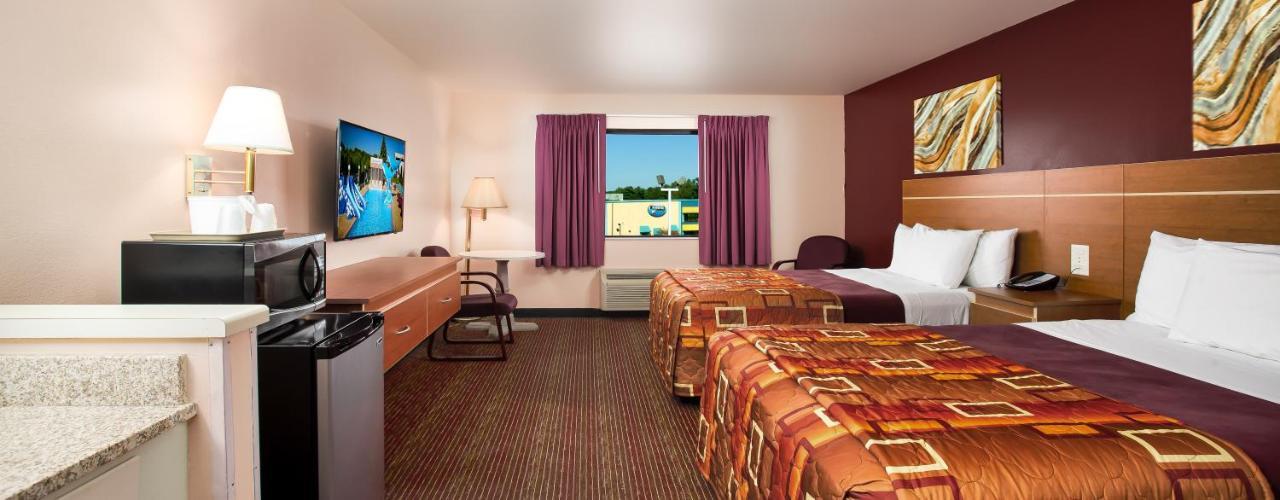 Grand Marquis Waterpark Hotel & Suites Lake Delton Экстерьер фото